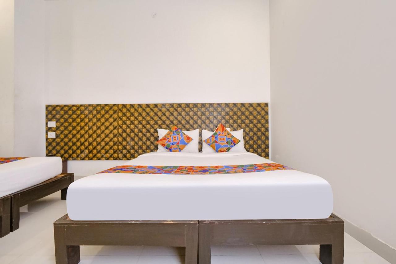 Fabexpress Krishna Suites Mysore Eksteriør bilde