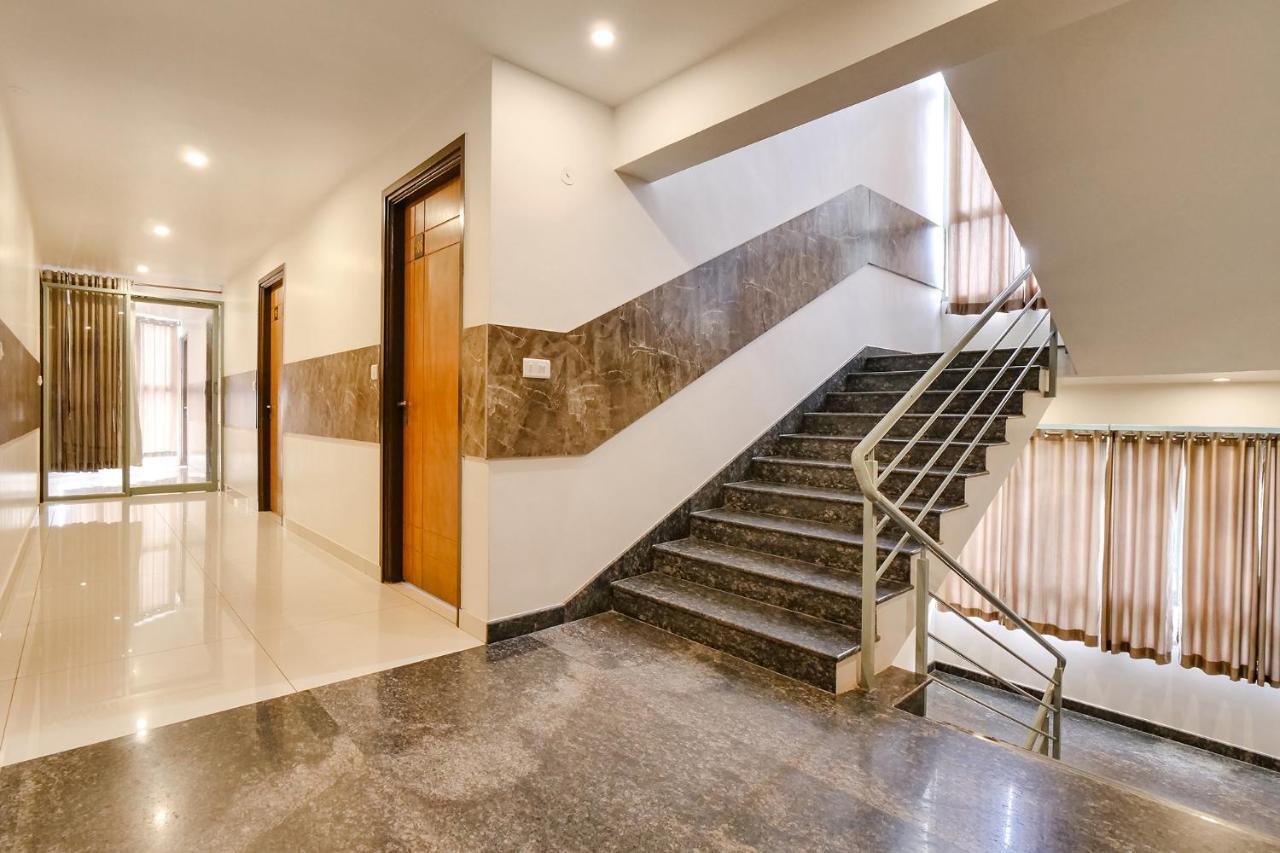 Fabexpress Krishna Suites Mysore Eksteriør bilde
