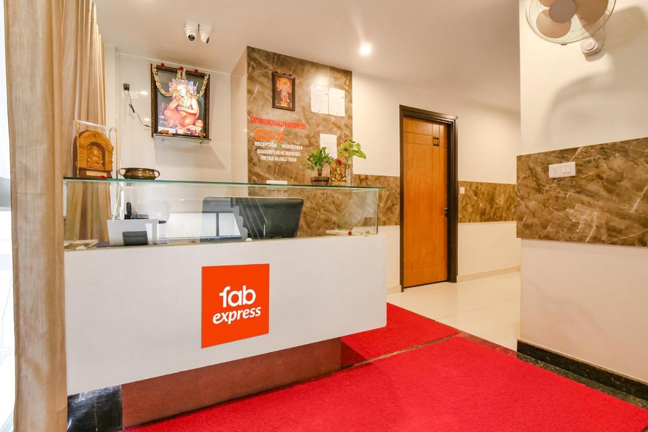 Fabexpress Krishna Suites Mysore Eksteriør bilde