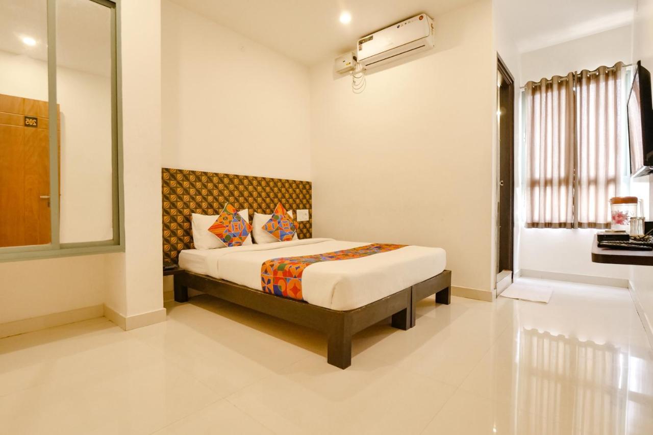 Fabexpress Krishna Suites Mysore Eksteriør bilde
