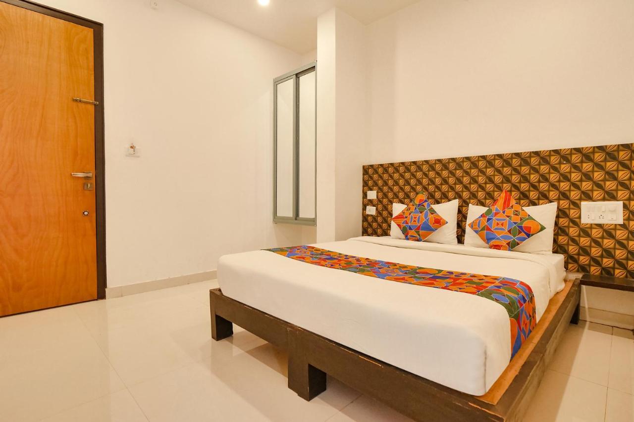 Fabexpress Krishna Suites Mysore Eksteriør bilde